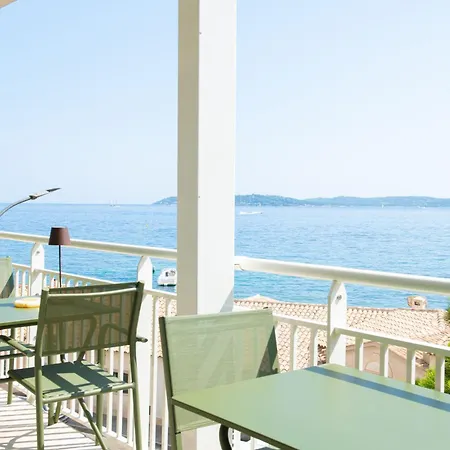 De Luxe Avec Vue Appartement